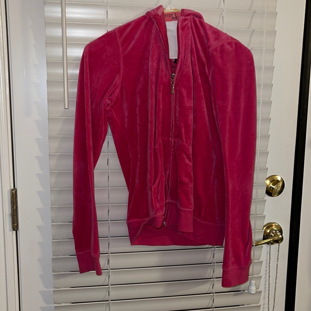 Zenna outfitters zip up